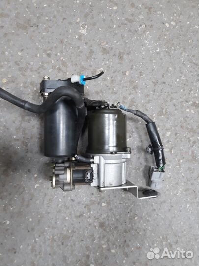 Пневмокомпрессор, компрессор подвески Toyota LC120