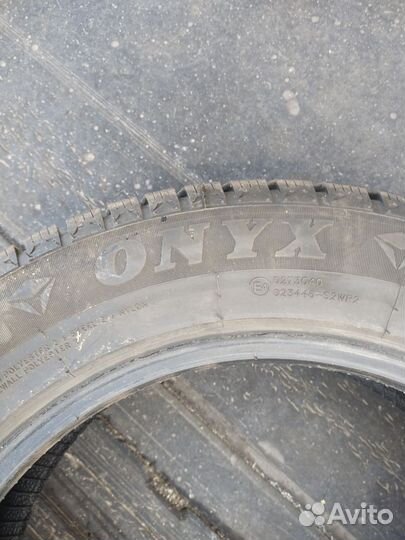 ONYX NY-W702 215/60 R17