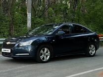 Chevrolet Cruze 1.6 MT, 2011, 210 000 км, с пробегом, цена 749 000 руб.