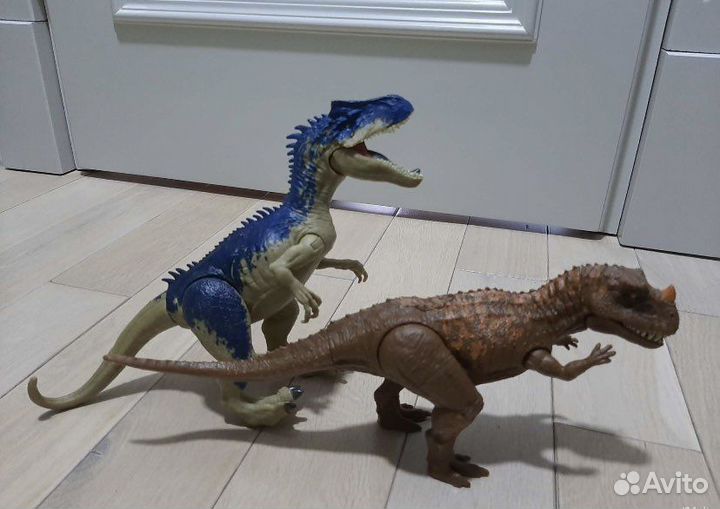 Динозавры jurassic world