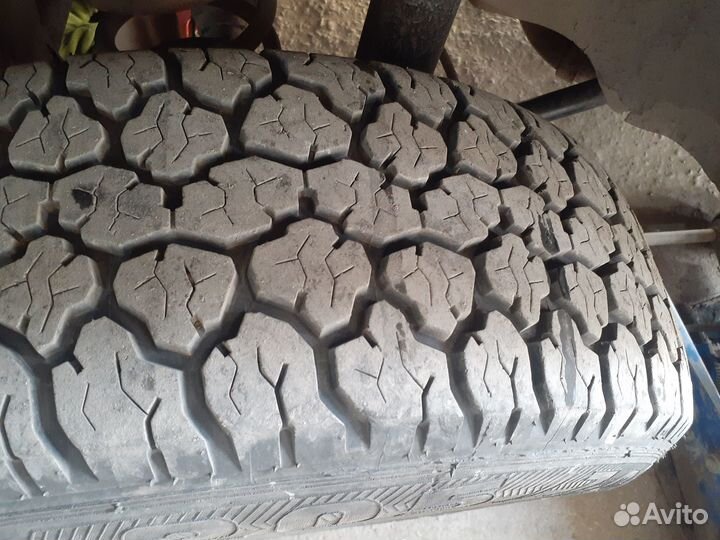 Диски нива r15 с резиной Росава грязевые