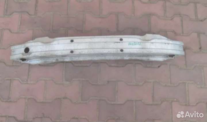 Усилитель переднего бампера audi a4 б6