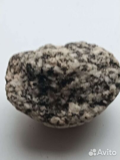 Метеорит цена 1лимон