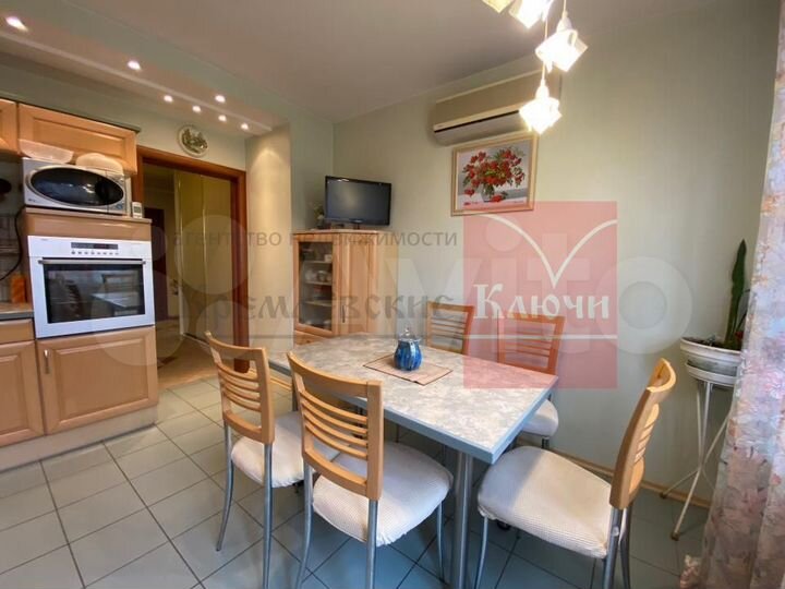 4-к. квартира, 126 м², 4/17 эт.