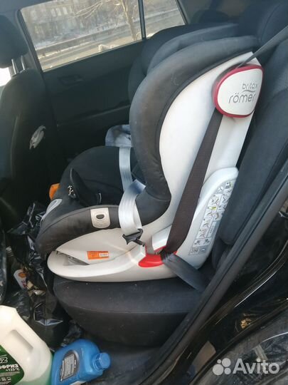 Продаю автокресло Britax romer