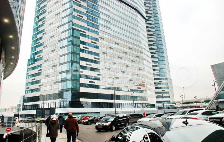 380 м2/Продажа торгового помещения в Башне 