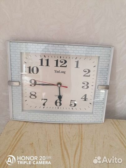 Часы настенные б/у