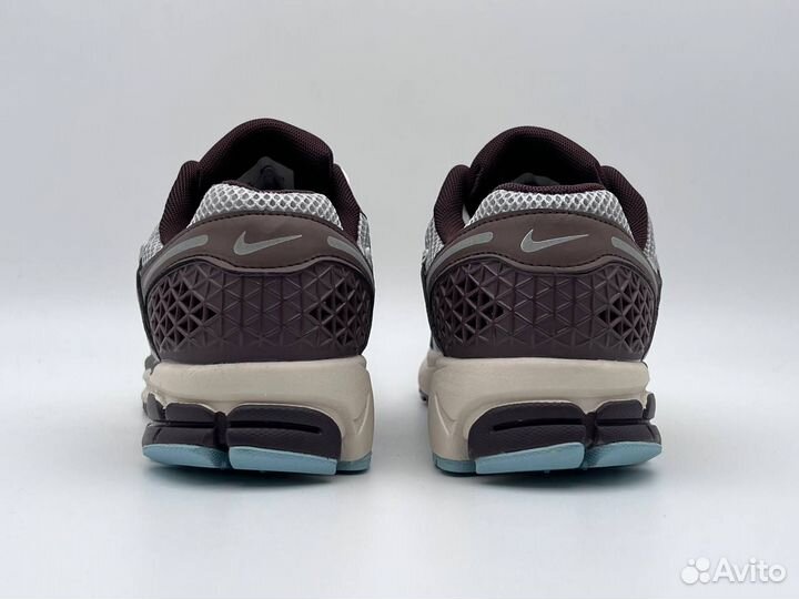 Кроссовки мужские Nike Zoom Vomero 5 SP 'Earth Fos