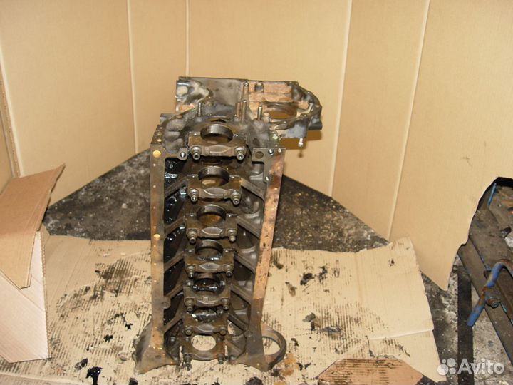 Блок мотора ом606 Mercedes w463 1999г