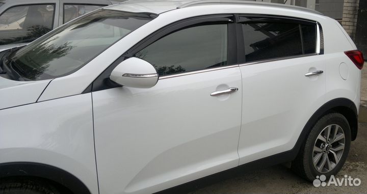 Дефлектор двери Kia Sportage 3 с 2010 по 2015
