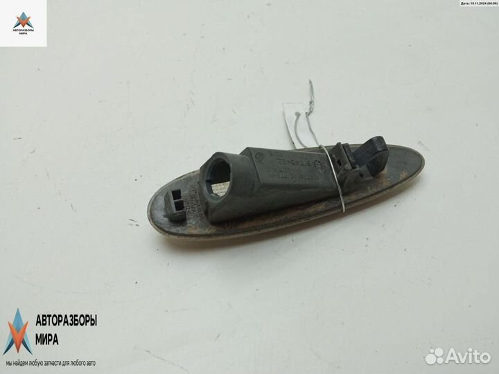 Повторитель передний правый Fiat Croma 2 2006