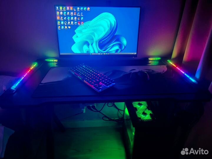 Стол компьютерный Defender Electro