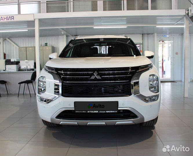 Mitsubishi Outlander 2.5 CVT, 2023