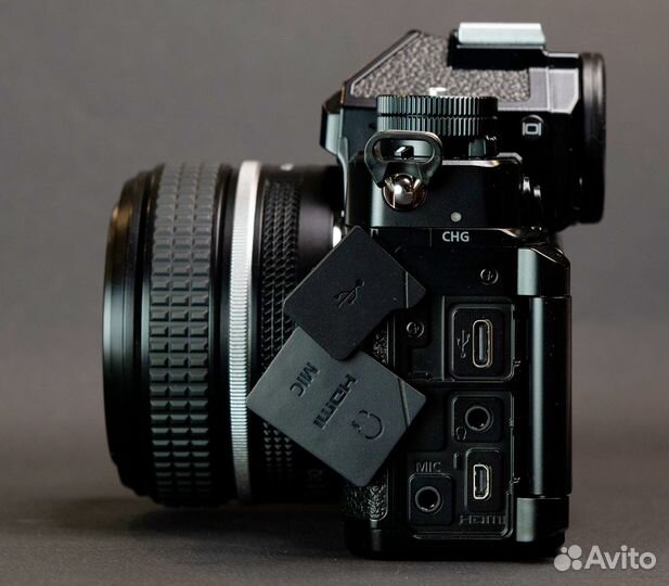 Беззеркальный фотоаппарат Nikon Z f Body, черный