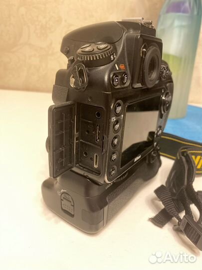 Зеркальный фотоаппарат nikon D800