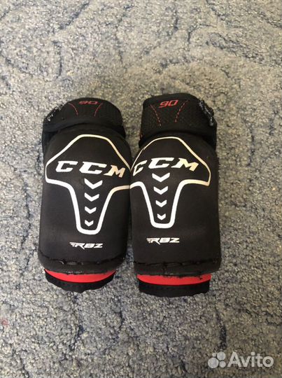 Продам хоккейную экипировку