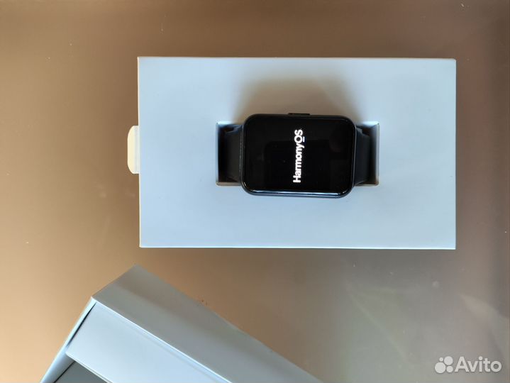 SMART часы huawei watch fit 2