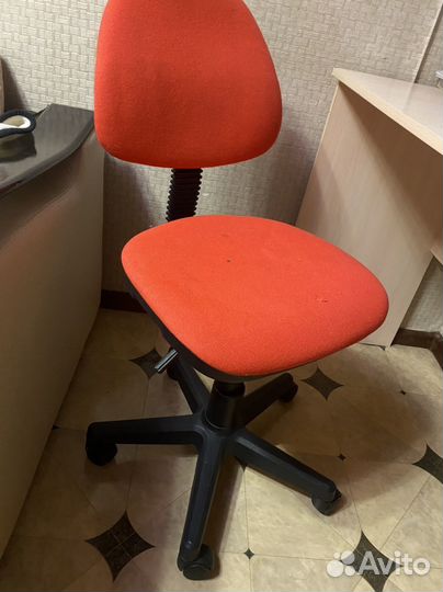 Компьютерное кресло