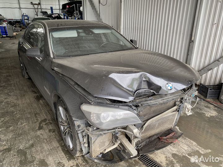 Разбор BMW 7 f01 f02 N54B30 задний привод