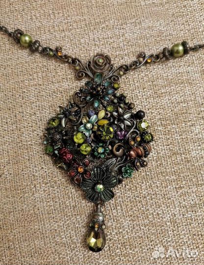 Крупный кулон