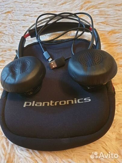 Беспроводные наушники гарнитура Plantronics