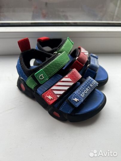Сандалии детские