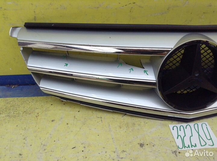 Mercedes C W204 Решетка радиатора