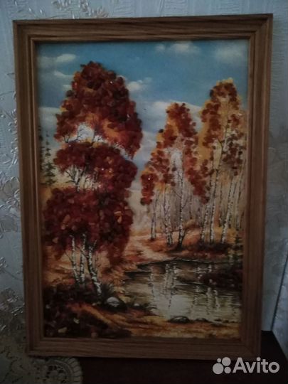 Картина с янтарем