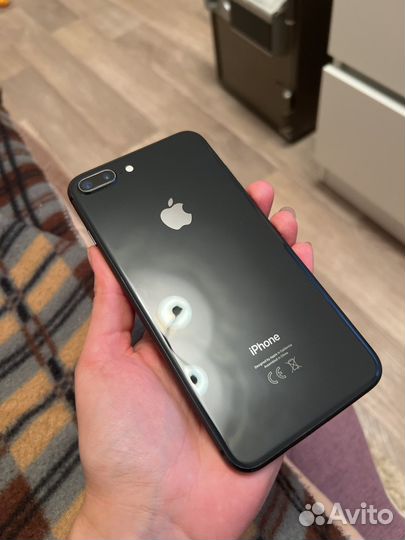 iPhone 8 Plus, 64 ГБ