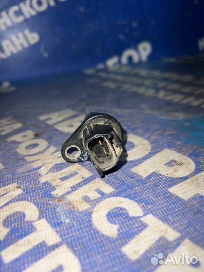 Датчик положения распредвала Toyota Yaris хэтчбек