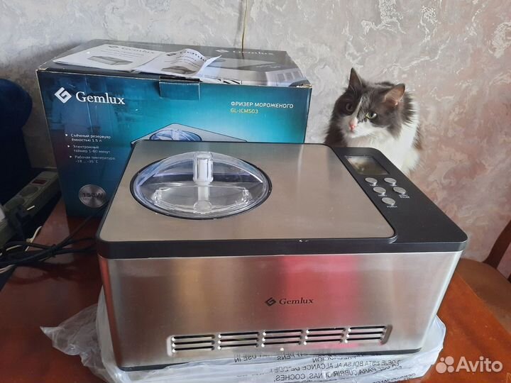 Для приготовления мороженого фризер