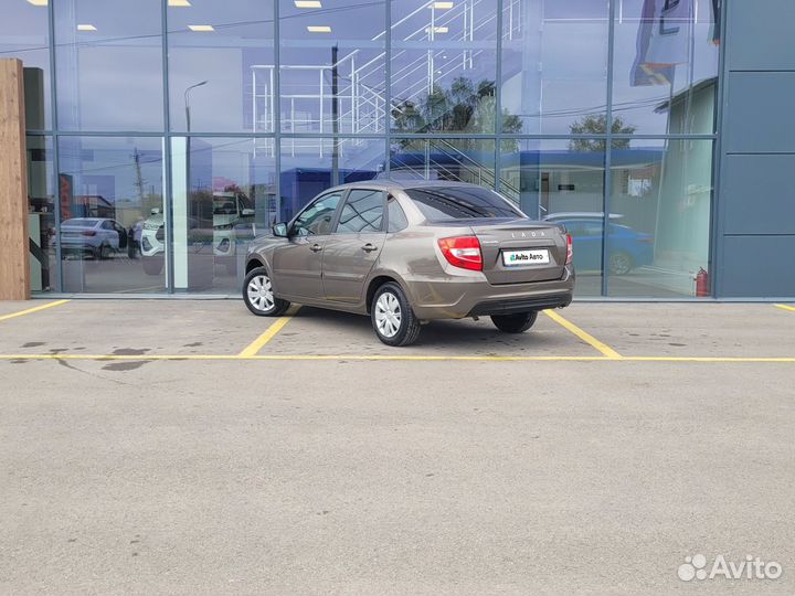 LADA Granta 1.6 МТ, 2021, 29 000 км