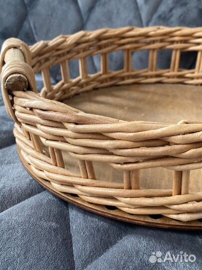 Плетенный поднос