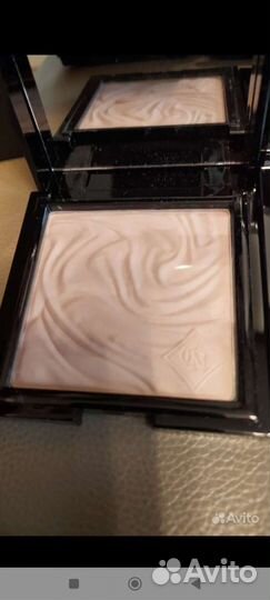 Cosmetics News компактная пудра оригинал