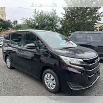 Toyota Noah 2.0 CVT, 2019, 61 000 км, с пробегом, цена 2 390 000 руб.