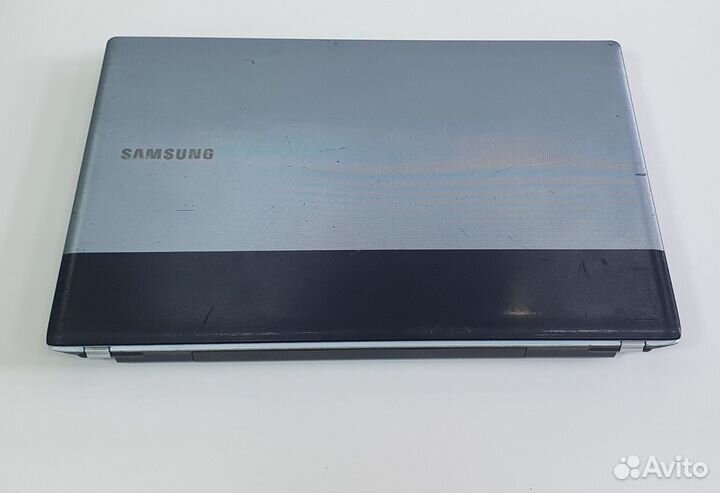 Ноутбук Samsung RV520
