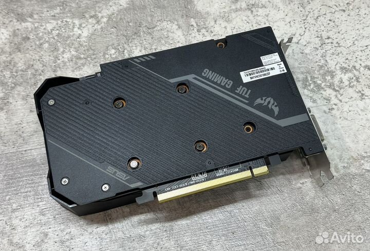 Видеокарта Asus TUF 1660 Super как новая