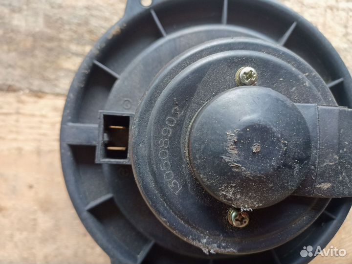 Моторчик печки lifan x60