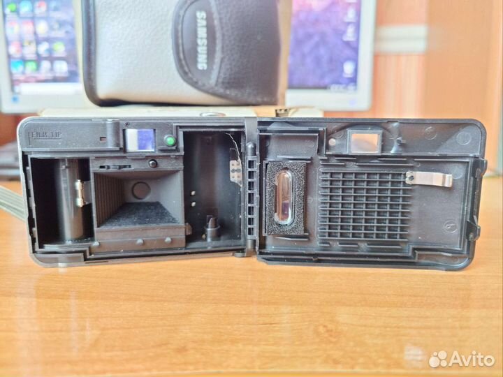 Пленочный фотоаппарат