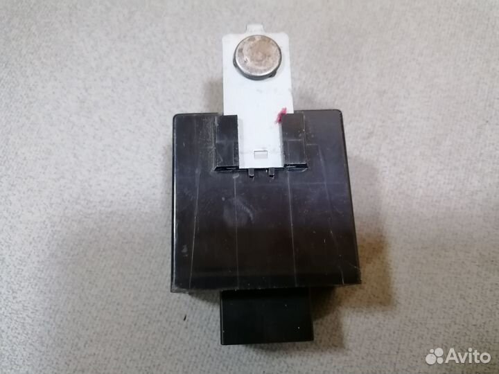 Реле дворников GE4T66810 Mazda 626 (GF) 1997-2002