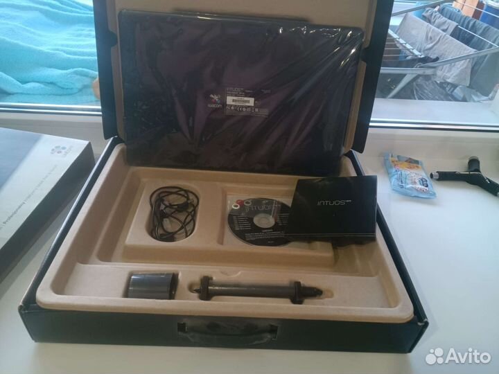 Wacom intuos pro medium PTH-651