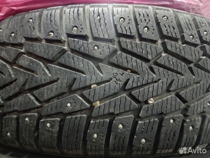 Nokian Tyres Hakkapeliitta 7 SUV 215/65 R16 102T