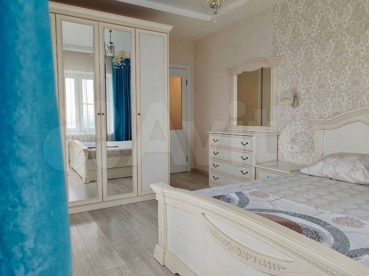 2-к. квартира, 52 м², 9/17 эт.