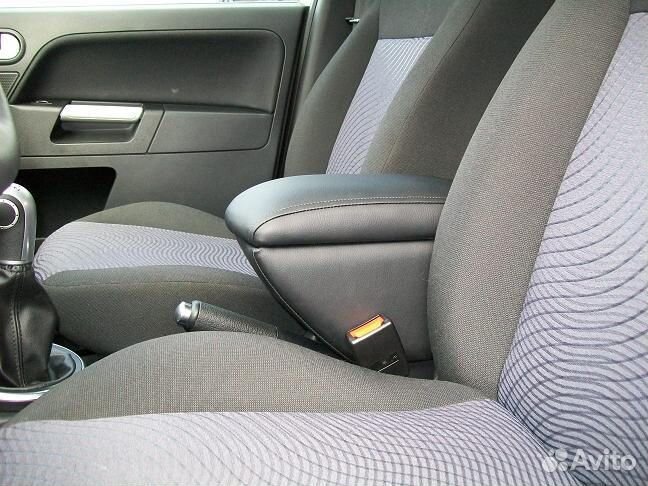 Подлокотник для Ford Fiesta 5 / Форд Фиеста 5