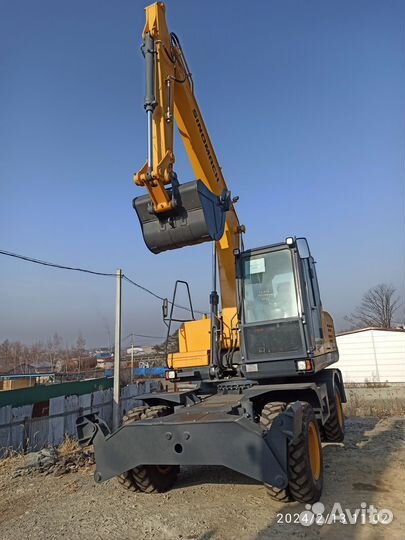 Колёсный экскаватор SINOMACH GHT160W, 2023