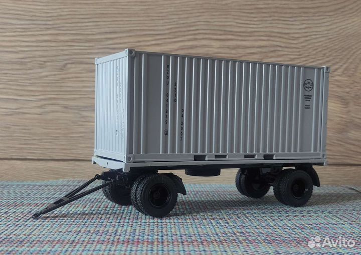 Прицеп гкб-8350 контейнеровоз, 1/43