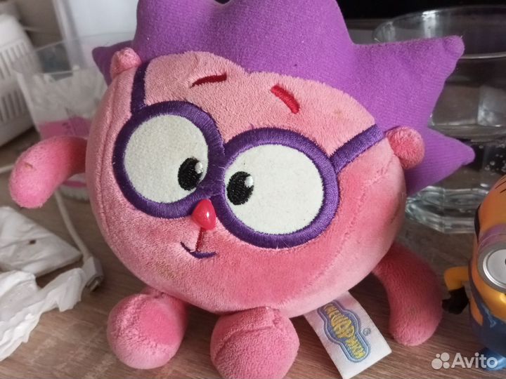 Смешарики,пони,миньоны, хеллоу китти