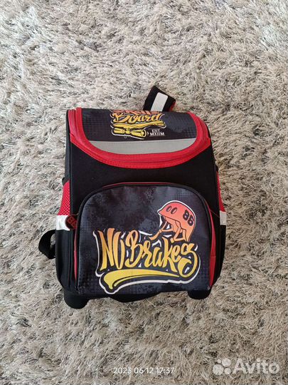 Рюкзак детский для мальчика б/у