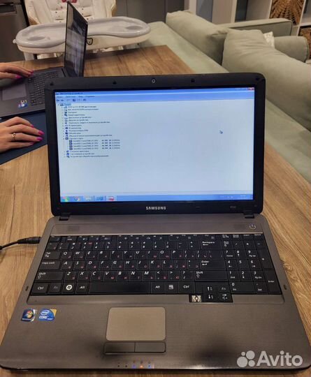 Ноутбук Samsung R540