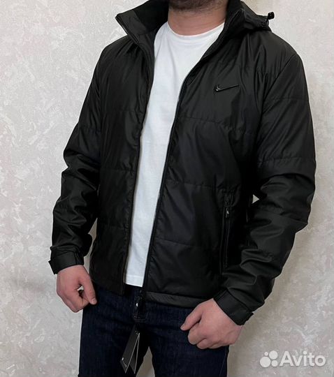Демисезонные куртки Nike современные